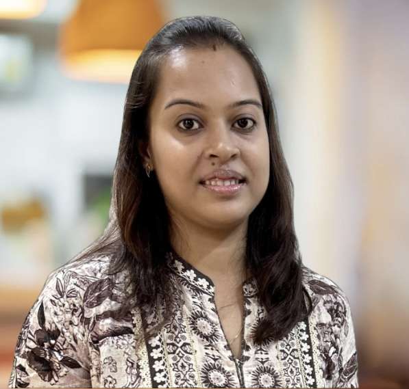 Dr. Niru Mathur | Nutritionist | EatWellThriveBetter